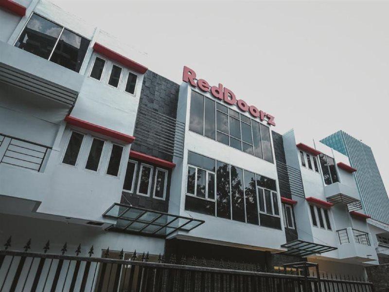 ג'קרטה Reddoorz Plus Near Plaza Blok M מראה חיצוני תמונה